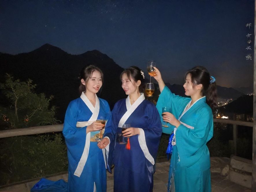 佛山夜场会所休息区氛围图