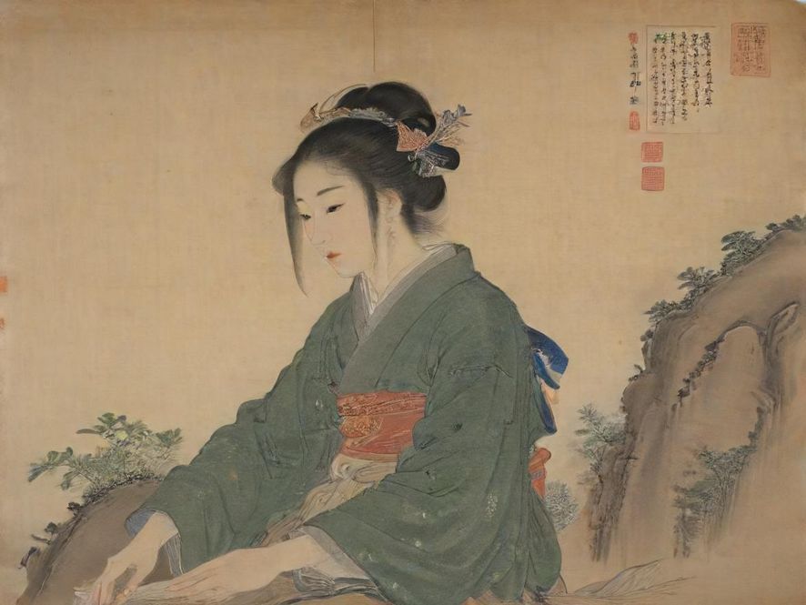 年轻男女在轻松氛围中交流娱乐体验